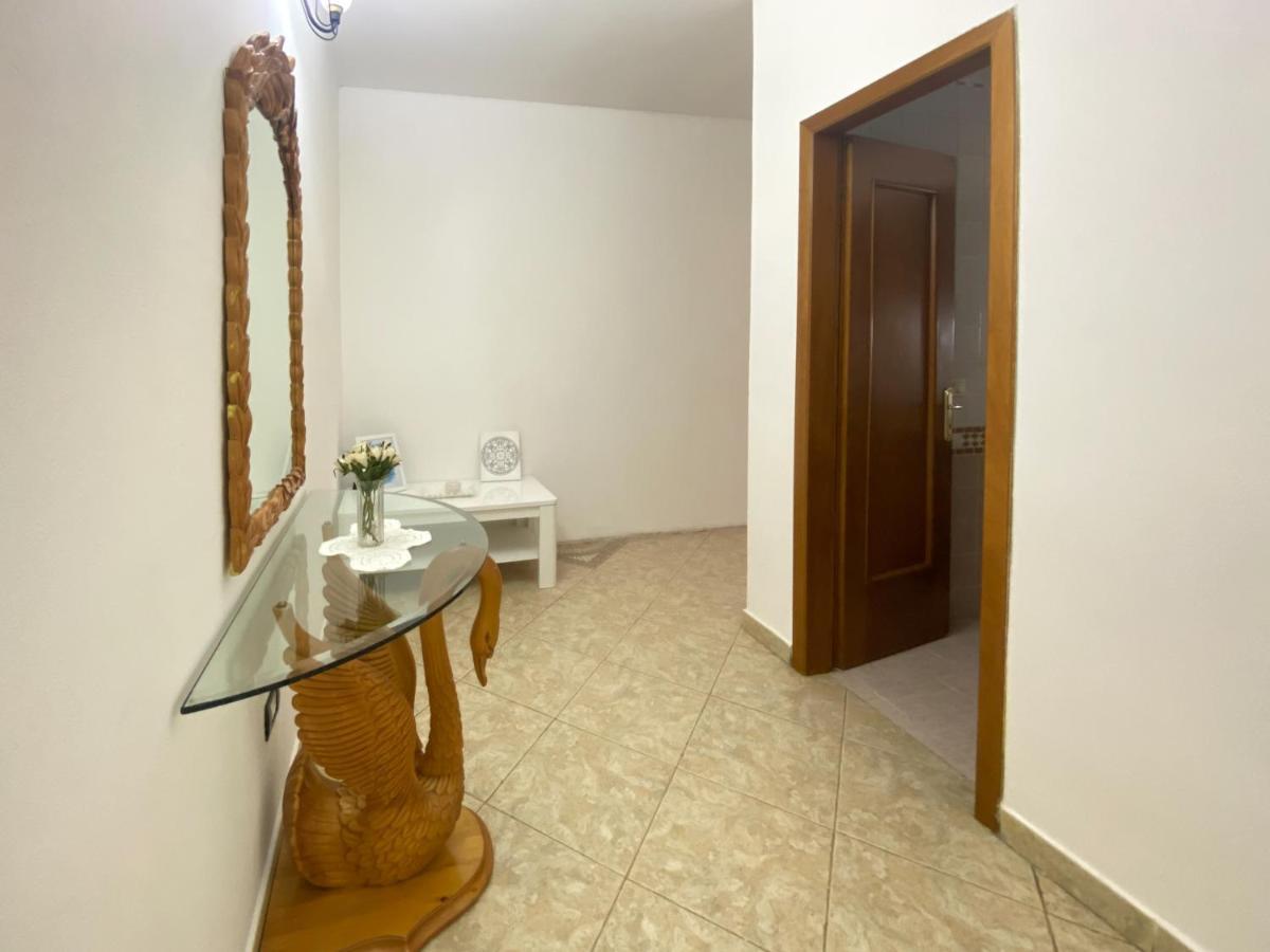 The White Corner Apartment Durres Ngoại thất bức ảnh
